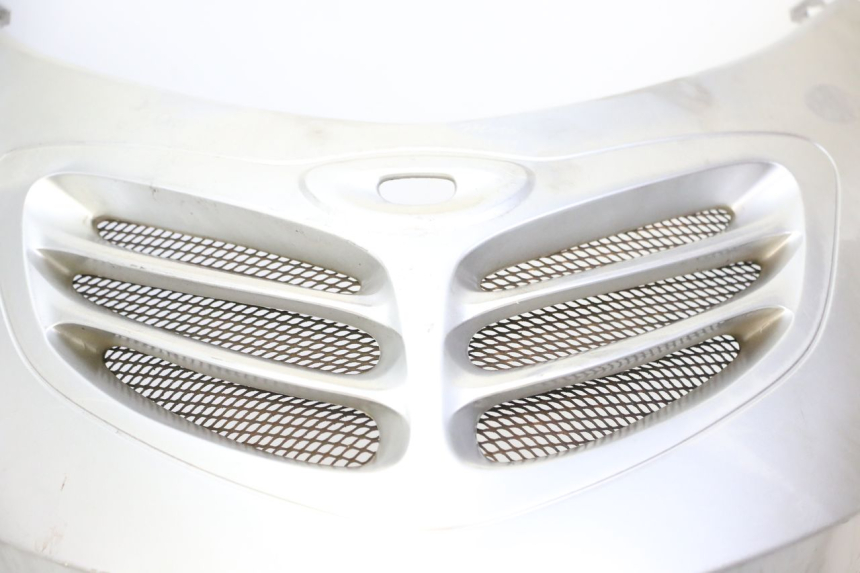 photo de FRONT FAIRING KYMCO GRAND DINK 125 (2002 - 2007) - Fixing points details