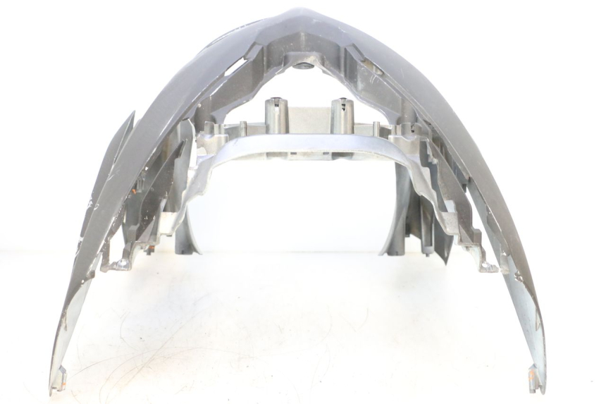 photo de FRONT FAIRING SYM GTS EVO 125 (2009 - 2013) - Fixing points details