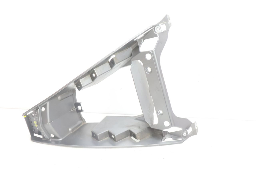 photo de LOWER FRONT FAIRING PEUGEOT CITYSTAR 2T 50 (2018 - 2021) - Technical close-up