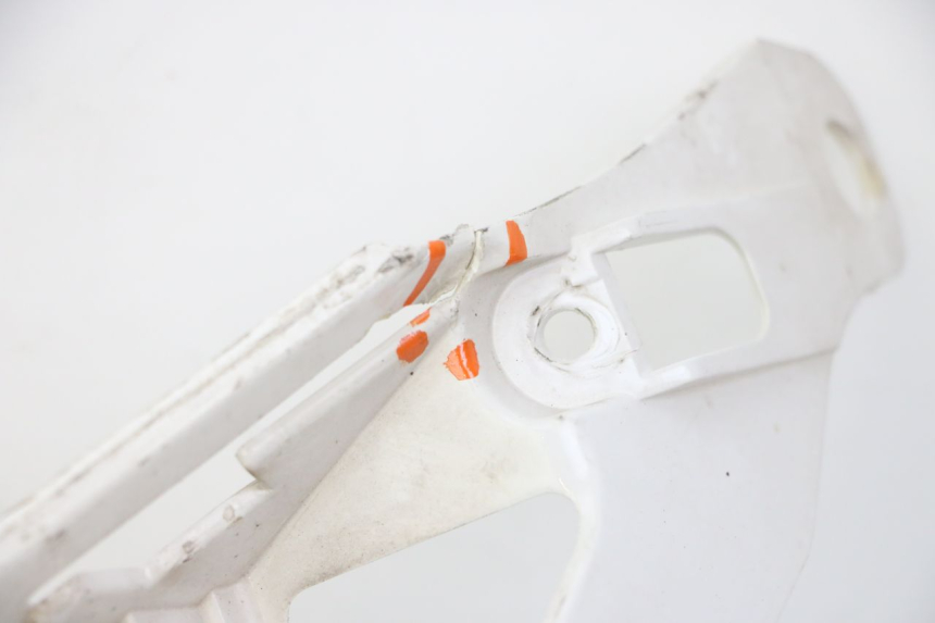 photo de LOWER FRONT PANEL PEUGEOT CITYSTAR 50 (2013 - 2017) - Distinctive features