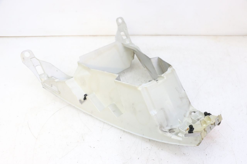 photo de LOWER FRONT PANEL PEUGEOT CITYSTAR 50 (2013 - 2017) - Zoom on usage condition