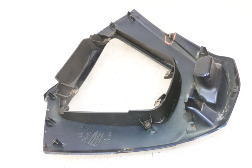 photo de LOWER FRONT FAIRING  PIAGGIO MP3 LT 300 (2010 - 2016) - Additional view of the item