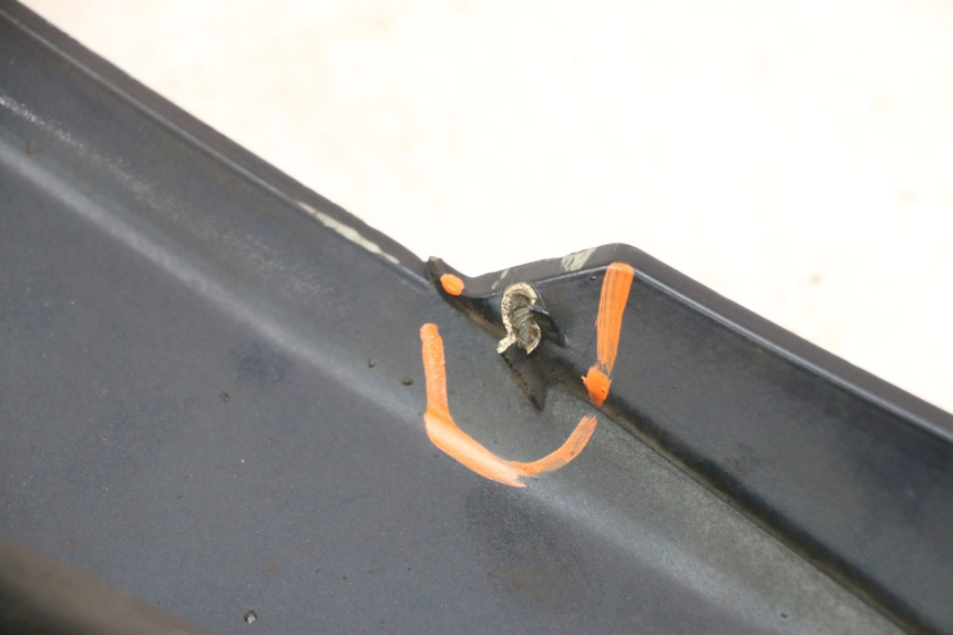 photo de LOWER FRONT FAIRING  PIAGGIO MP3 LT 300 (2010 - 2016) - Distinctive features