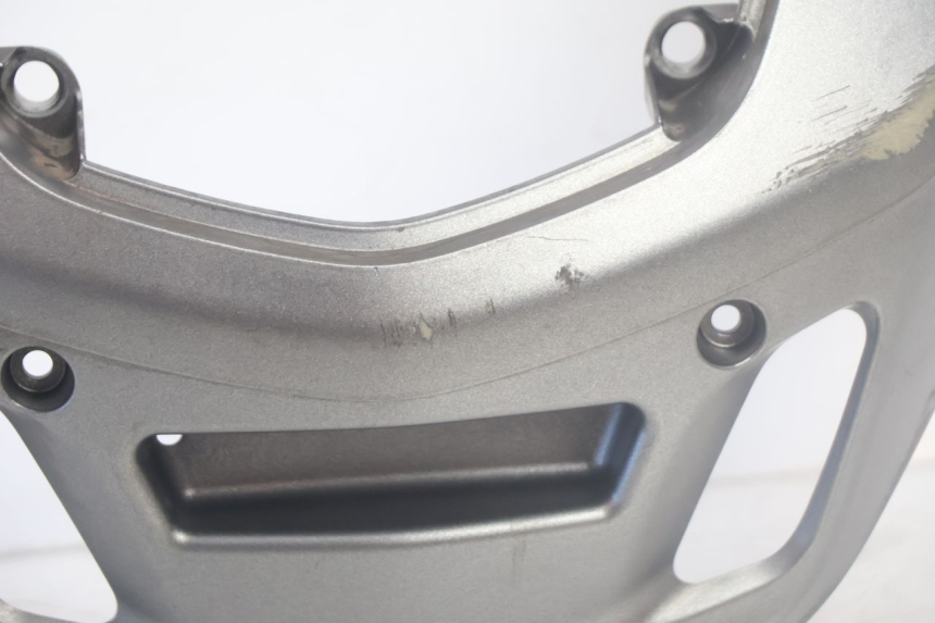photo de LOWER FRONT FAIRING  PIAGGIO MP3 500 (2016 - 2018) - Zoom on usage condition