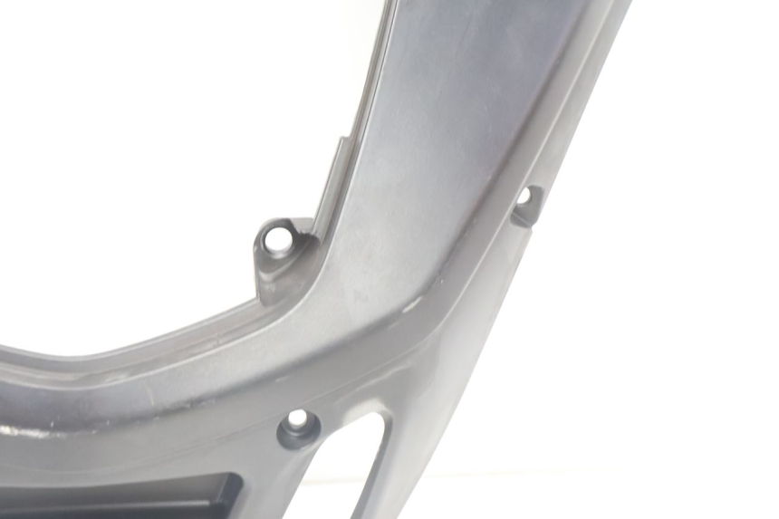 photo de LOWER FRONT FAIRING  PIAGGIO MP3 500 (2016 - 2018) - Zoom on usage condition