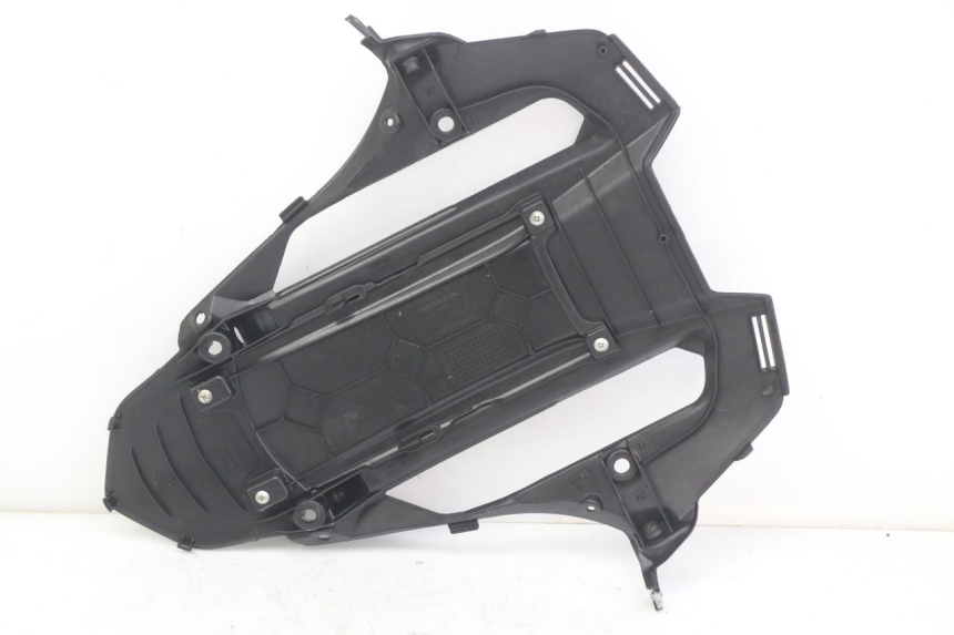 photo de INNER FRONT FAIRING HONDA FORZA 125 (2015 - 2016) - Component detail