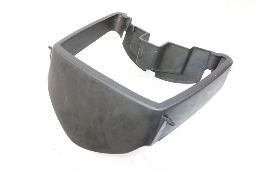 photo de INNER FRONT FAIRING KYMCO GRAND DINK 125 (2002 - 2007) - Zoom on usage condition