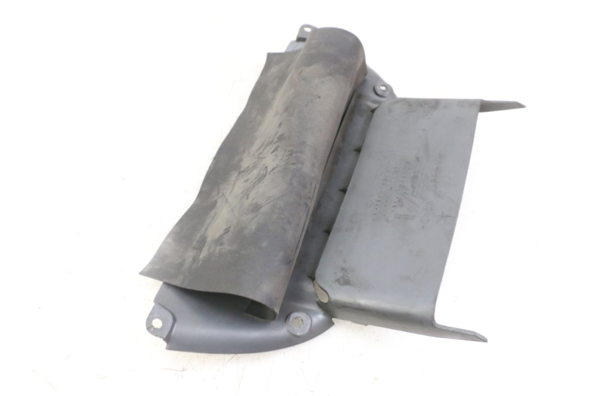 photo de INNER FRONT FAIRING HONDA CBR F 1000 (1993 - 1996) - Zoom on usage condition