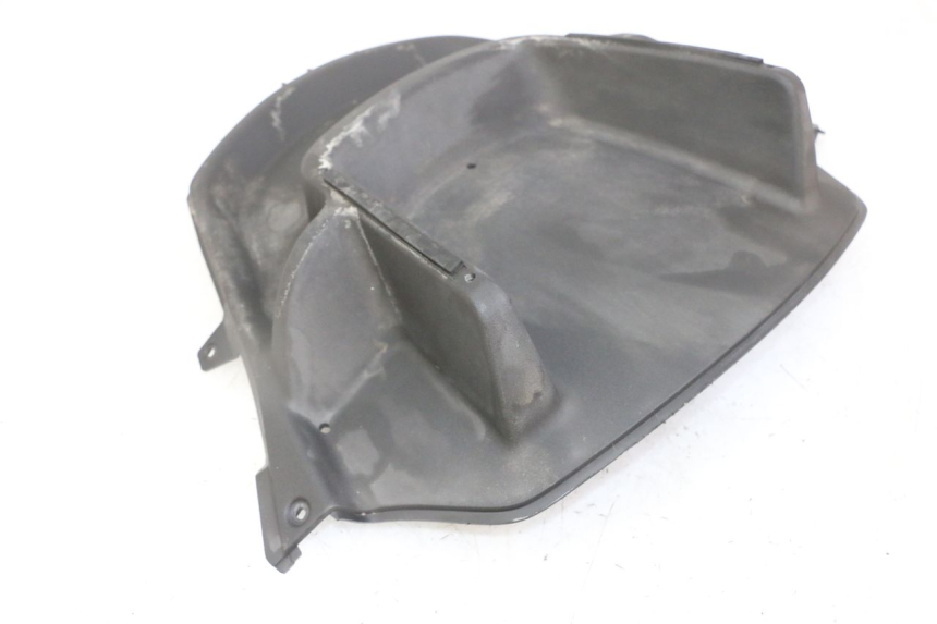 photo de INNER FRONT FAIRING PIAGGIO MP3 LT 300 (2010 - 2016) - Surface and material condition