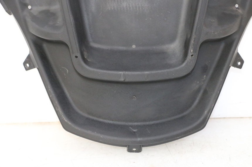 photo de INNER FRONT FAIRING PIAGGIO MP3 500 (2011 - 2015) - Fixing points details