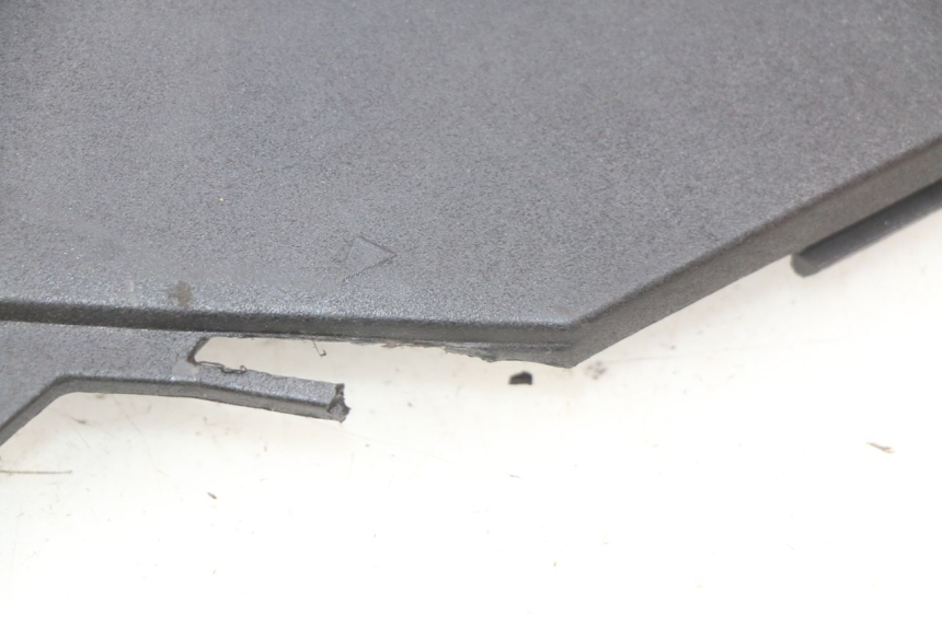 photo de INNER FRONT PANEL GILERA NEXUS 125 (2009 - 2013) - Surface and material condition