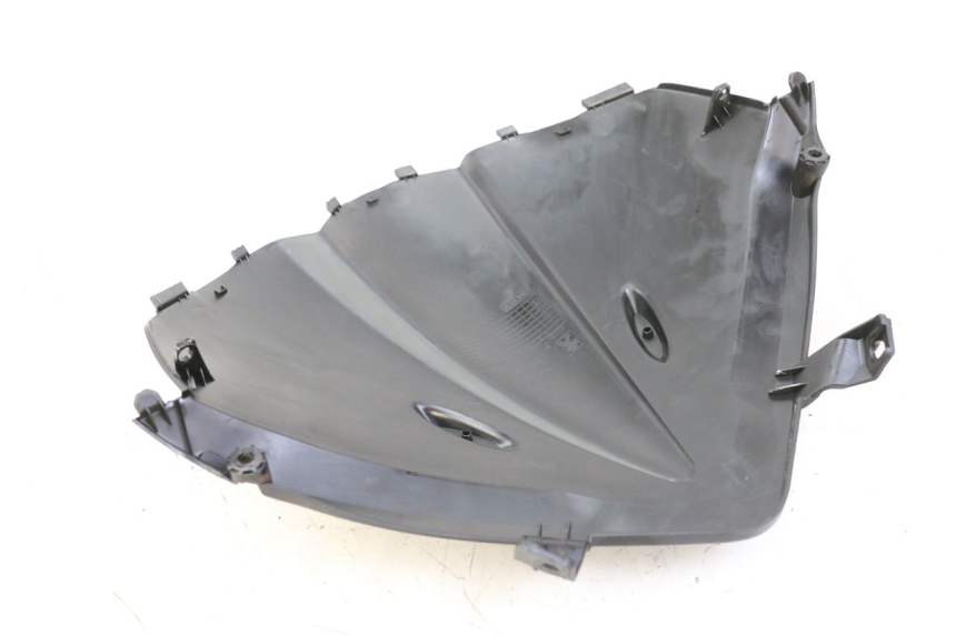 photo de INNER FRONT PANEL PEUGEOT CITYSTAR 125 (2011 - 2017) - Technical close-up