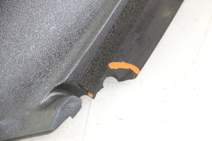 photo de INNER FRONT FAIRING SUZUKI BURGMAN 125 (2018 - 2021) - Technical close-up