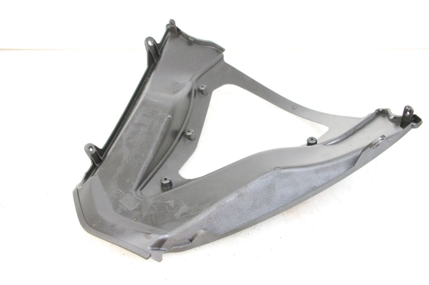 photo de INNER FRONT PANEL PIAGGIO X10 125 (2012 - 2017) - Zoom on usage condition