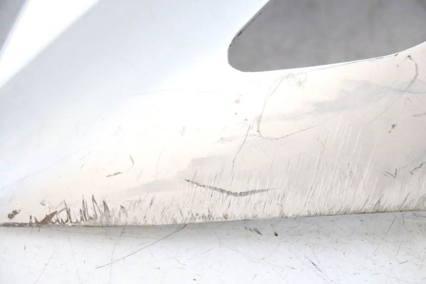 photo de FRONT FAIRING PEUGEOT KISBEE 2T 50 (2010 - 2017) - Fixing points details