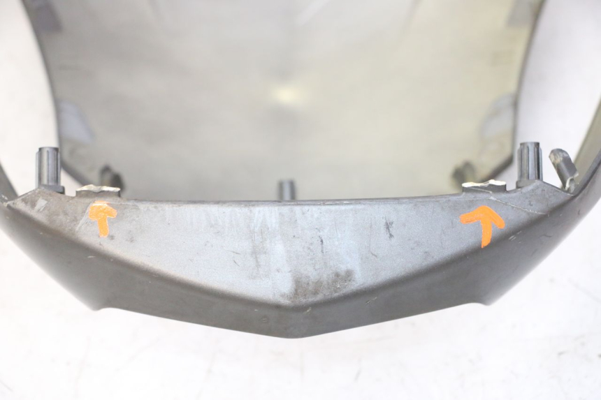 photo de FRONT FAIRING PEUGEOT KISBEE 2T 50 (2010 - 2017) - Zoom on usage condition