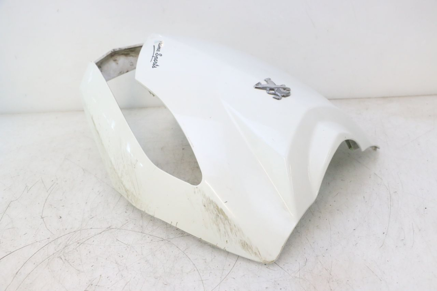 photo de FRONT FAIRING PEUGEOT KISBEE 2T 50 (2010 - 2017) - Distinctive features