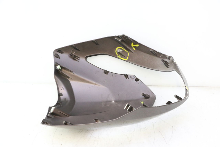 photo de FRONT PANEL PEUGEOT KISBEE 4T 50 (2010 - 2017) - Zoom on usage condition