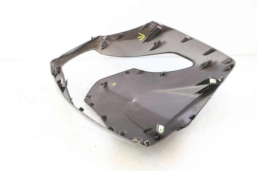 photo de FRONT PANEL PEUGEOT KISBEE 4T 50 (2010 - 2017) - Fixing points details
