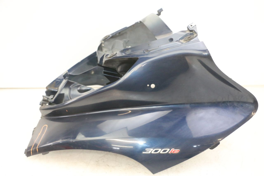 photo de FRONT FAIRING PIAGGIO MP3 LT 300 (2010 - 2016) - Spare part profile view