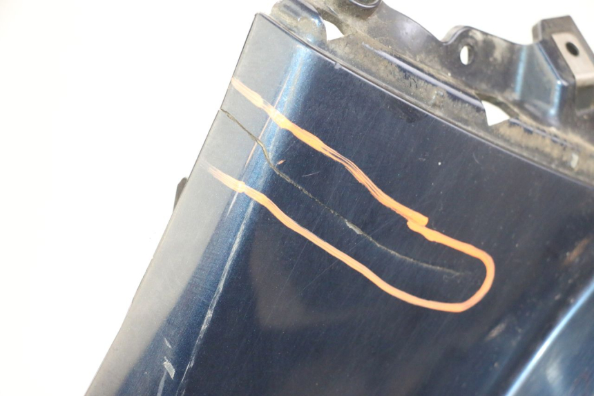 photo de FRONT FAIRING PIAGGIO MP3 LT 300 (2010 - 2016) - Zoom on usage condition