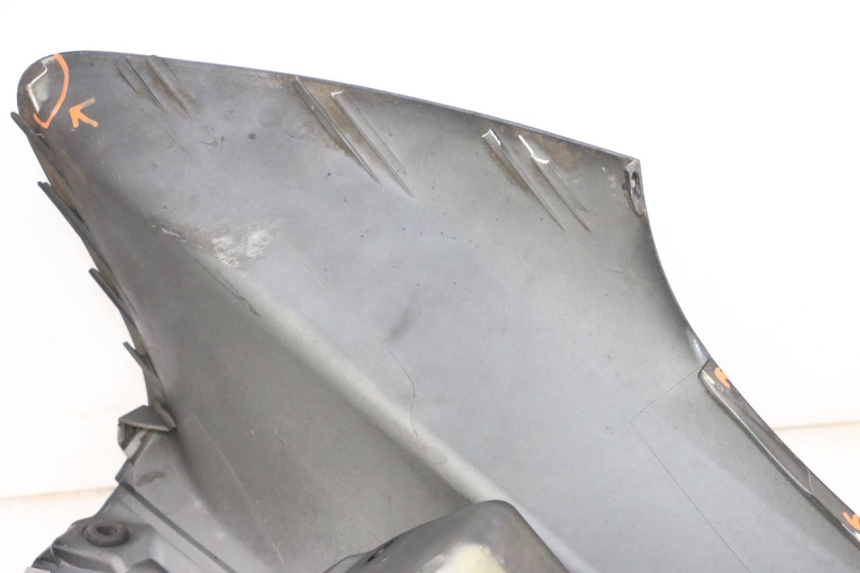 photo de FRONT FAIRING PIAGGIO MP3 125 (2006 - 2014) - Technical close-up