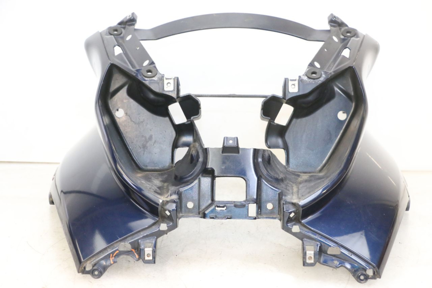 photo de FRONT FAIRING PIAGGIO MP3 RL 250 (2006 - 2010) - Alternative perspective