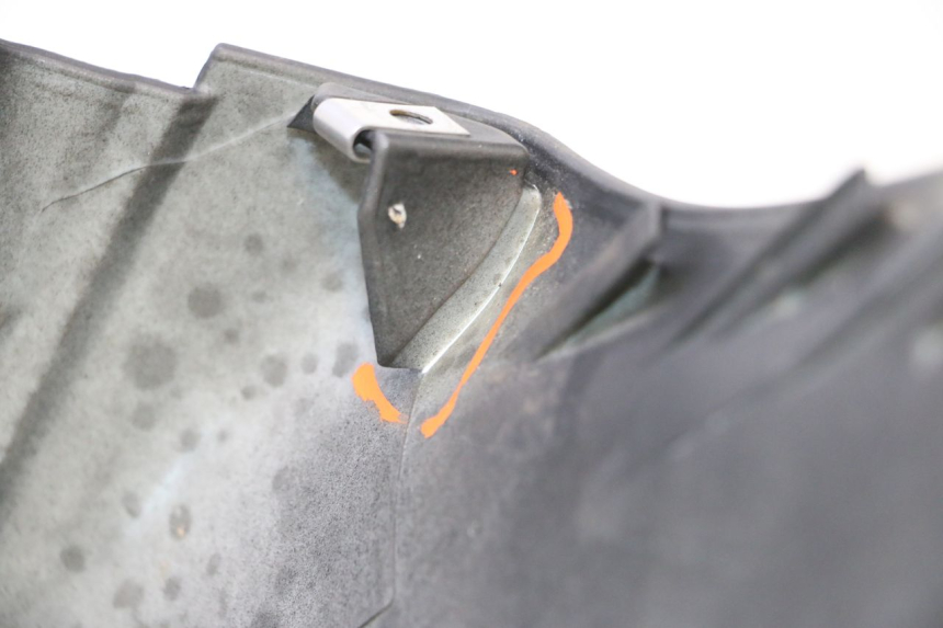 photo de FRONT FAIRING PIAGGIO MP3 RL 250 (2006 - 2010) - Checked used part