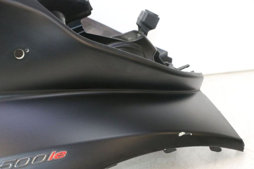 photo de FRONT FAIRING PIAGGIO MP3 500 (2016 - 2018) - High-resolution close-up