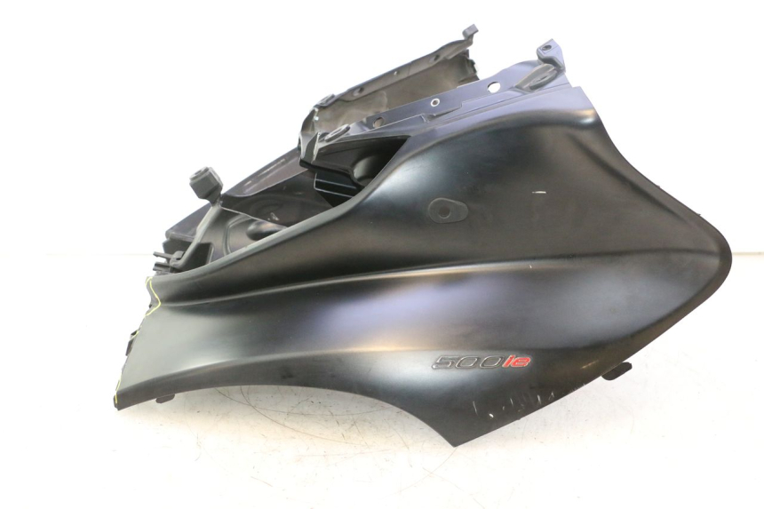 photo de FRONT FAIRING PIAGGIO MP3 500 (2016 - 2018) - Fixing points details