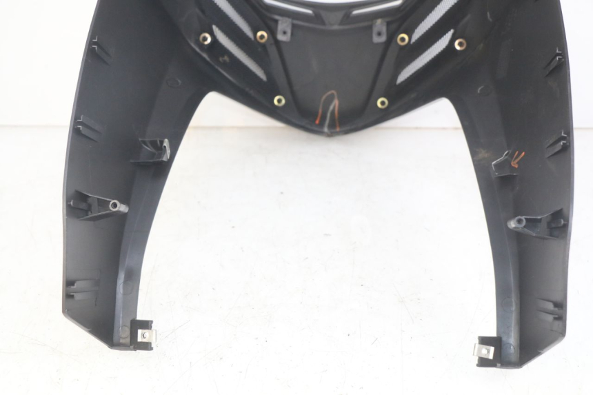photo de FRONT FAIRING PIAGGIO NEW TYPHOON 50 (2010 - 2017) - Fixing points details
