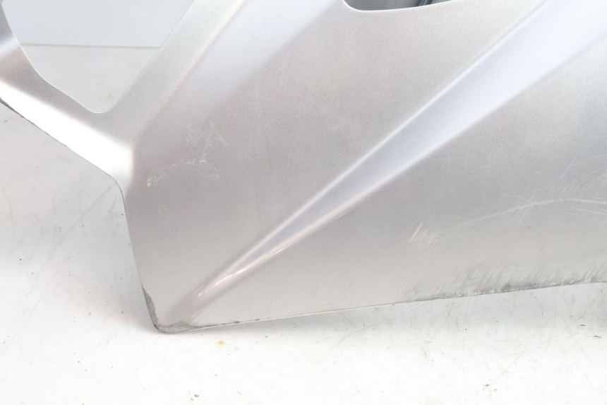 photo de FRONT FAIRING DAELIM S2 125 (2006 - 2007) - Fixing points details