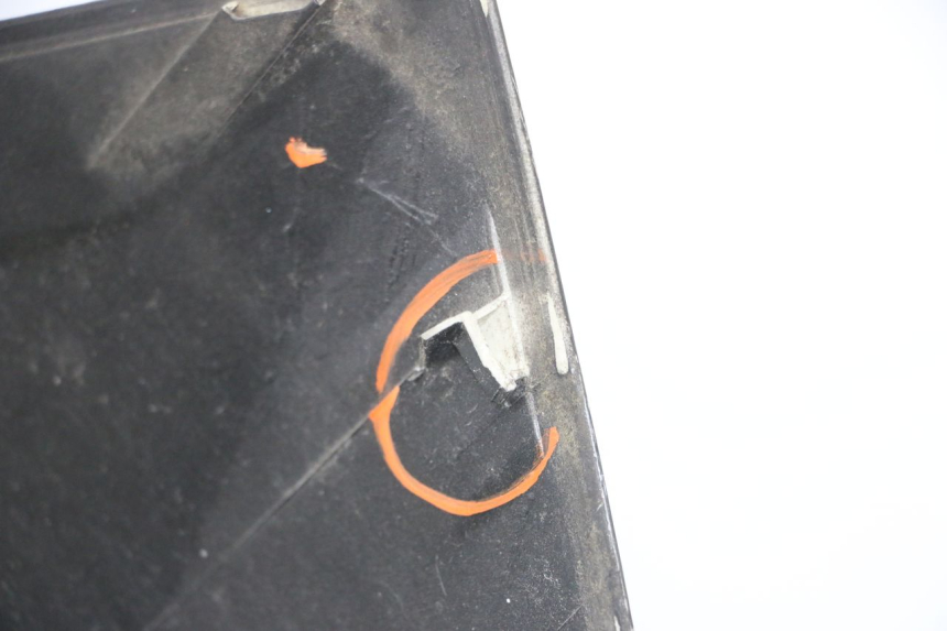 photo de FRONT PANEL PEUGEOT SATELIS COMPRESSOR K15 125 (2006 - 2009) - Product overview