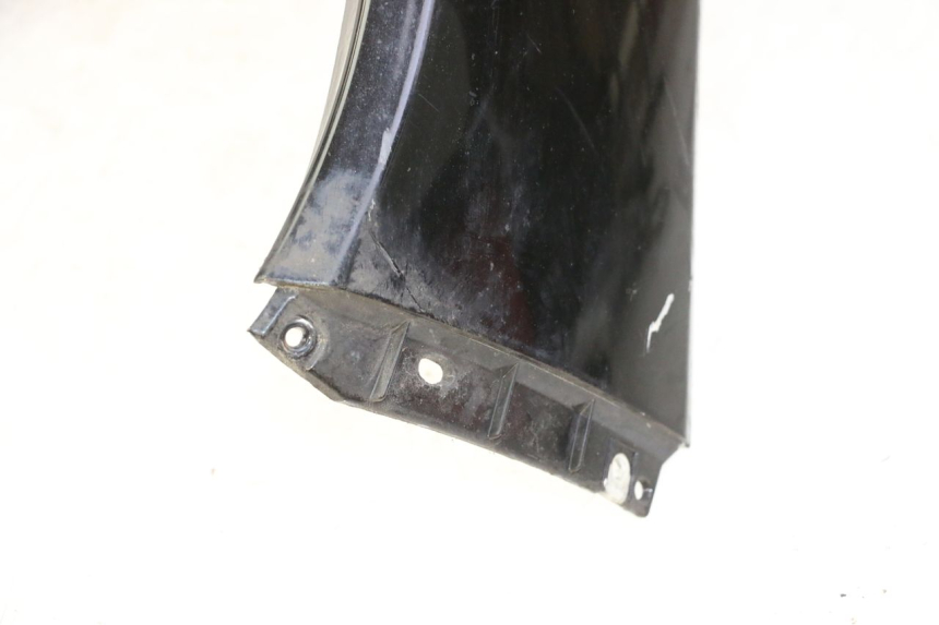 photo de FRONT FAIRING PEUGEOT SATELIS 125 (2006 - 2009) - Focus on structure