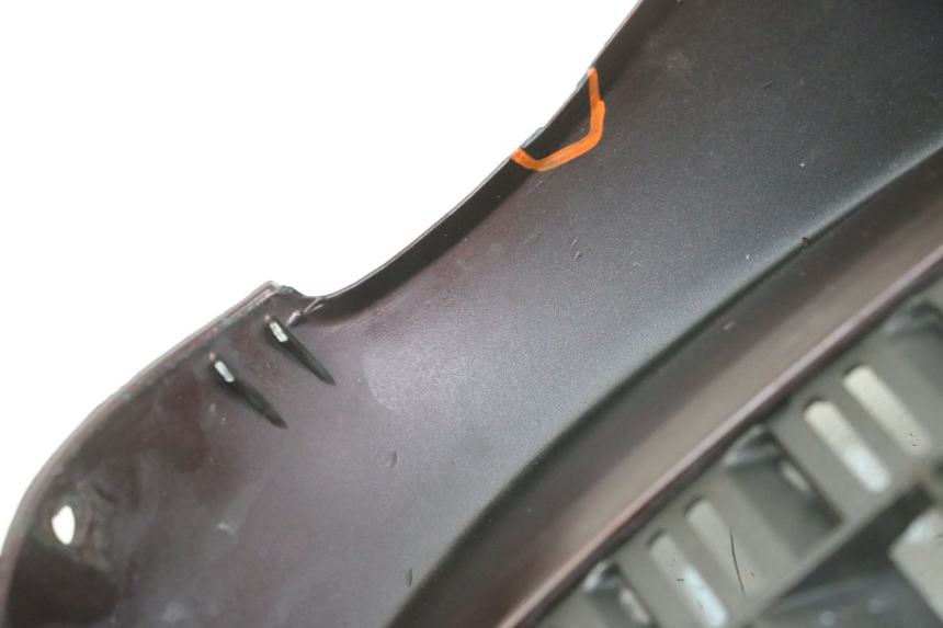 photo de FRONT FAIRING APRILIA SCARABEO GT TOURING 125 (1999 - 2005) - Component detail