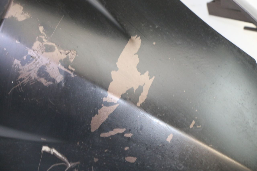 photo de FRONT FAIRING PEUGEOT STREETZONE I 2T 50 (2018 - 2020) - Zoom on usage condition