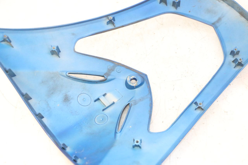 photo de UPPER FRONT PANEL KYMCO AGILITY 4T 50 (2005 - 2018) - Zoom on usage condition