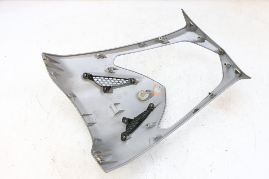 photo de UPPER FRONT FAIRING KYMCO AGILITY CITY 4T 50 (2008 - 2016) - Fixing points details