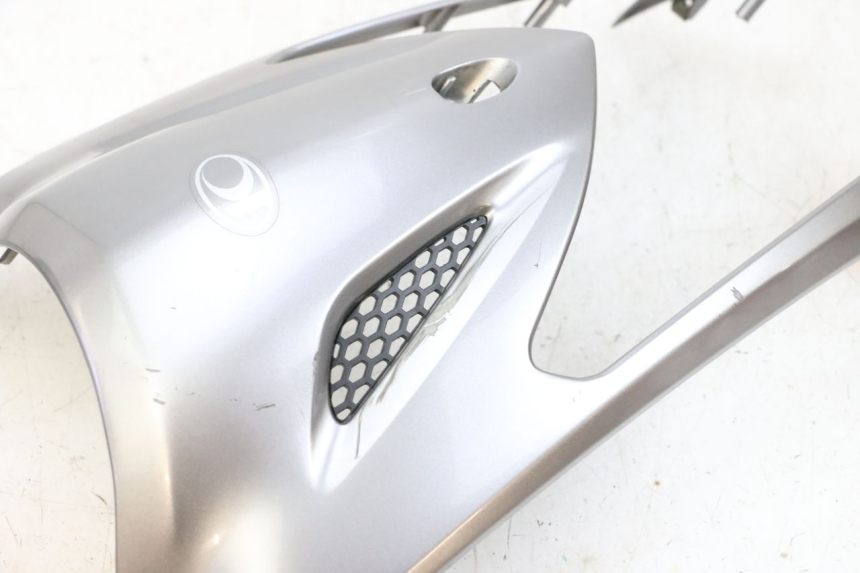photo de UPPER FRONT FAIRING KYMCO AGILITY CITY 4T 50 (2008 - 2016) - Markings and original references
