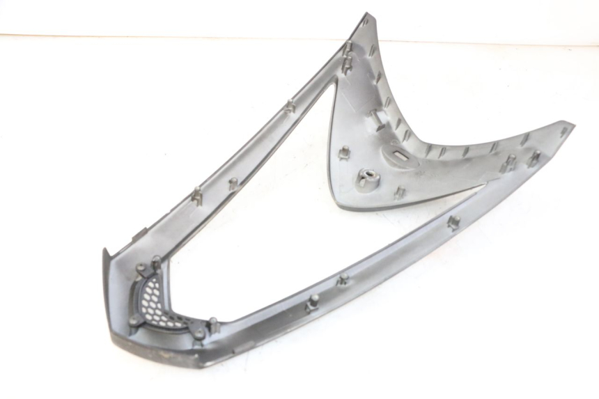 photo de UPPER FRONT FAIRING KYMCO AGILITY NAKED RENOUVO 2T 50 (2011 - 2018) - Surface and material condition