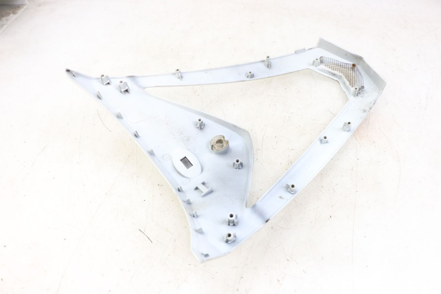 photo de UPPER FRONT FAIRING KYMCO AGILITY RS 4T 50 (2009 - 2013) - Technical close-up