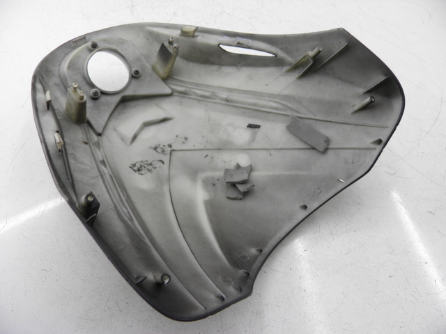 photo de UPPER FRONT FAIRING BHM REVENGER 50 (2009 - 2015) - Surface and material condition