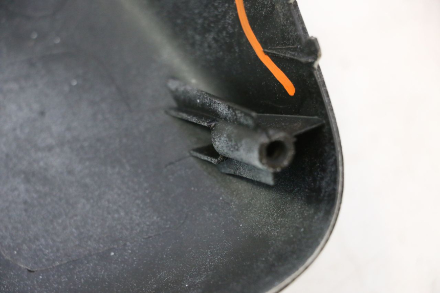photo de UPPER FRONT FAIRING MBK BOOSTER ROCKET 50 (1995 - 1998) - Zoom on usage condition