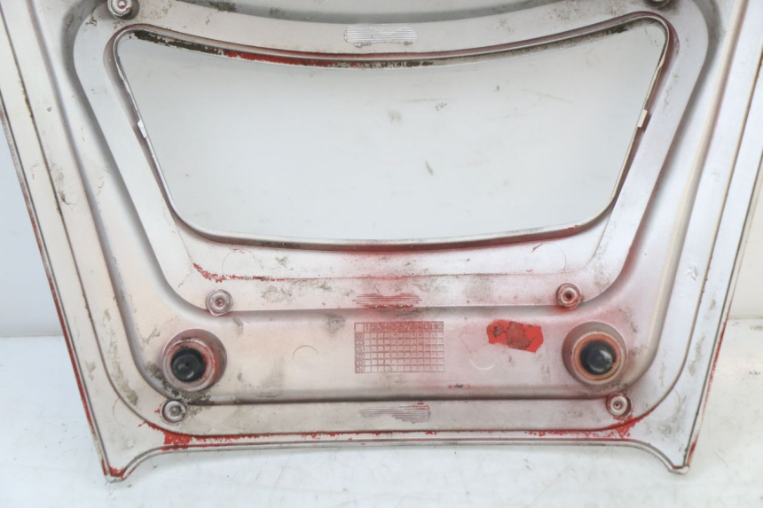 photo de UPPER FRONT PANEL BMW C1 125 (2000 - 2003) - Fixing points details