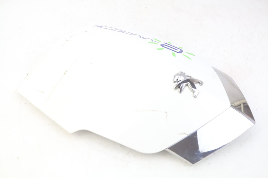 photo de UPPER FRONT PANEL PEUGEOT E-VIVACITY 1 (2012 - 2018) - Technical close-up