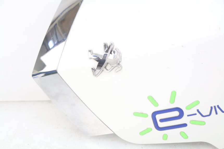 photo de UPPER FRONT PANEL PEUGEOT E-VIVACITY 1 (2012 - 2018) - Checked used part