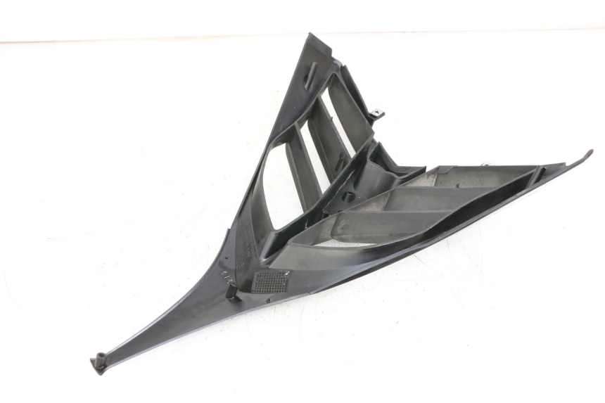 photo de UPPER FRONT FAIRING SYM JOYRIDE EVO 125 (2009 - 2016) - Zoom on usage condition