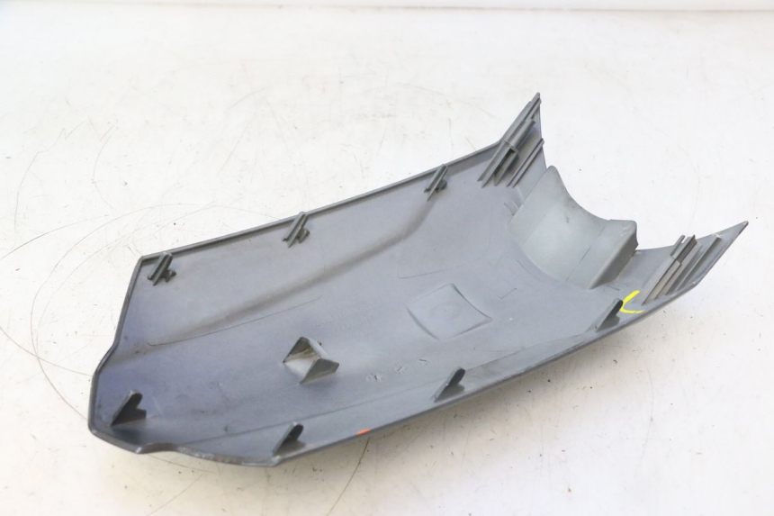 photo de UPPER FRONT PANEL KYMCO LIKE 125 (2009 - 2016) - High-resolution close-up