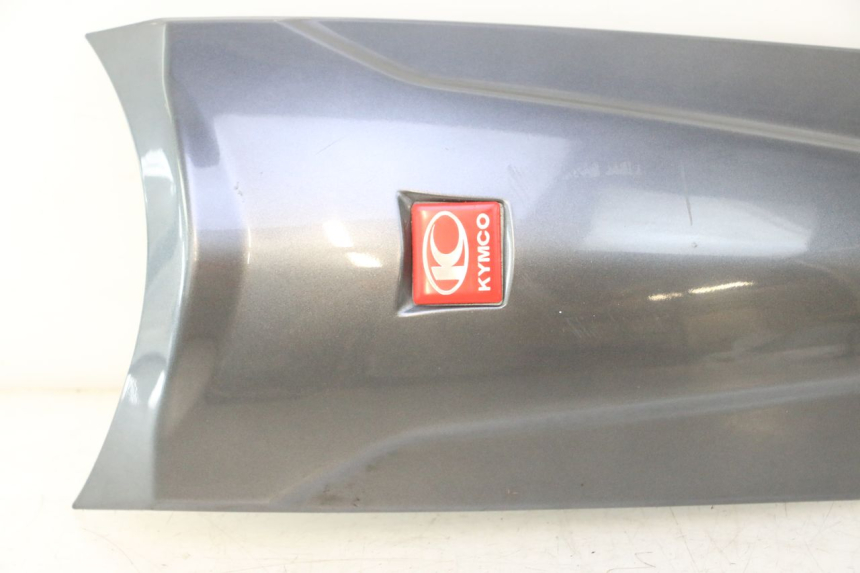 photo de UPPER FRONT PANEL KYMCO LIKE 125 (2009 - 2016) - Surface and material condition