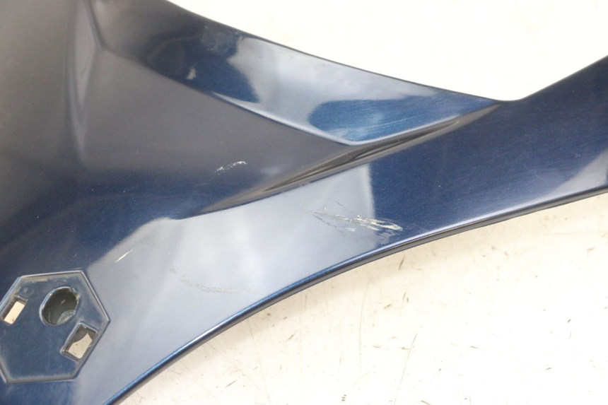 photo de UPPER FRONT FAIRING PIAGGIO MP3 LT 300 (2010 - 2016) - Fixing points details